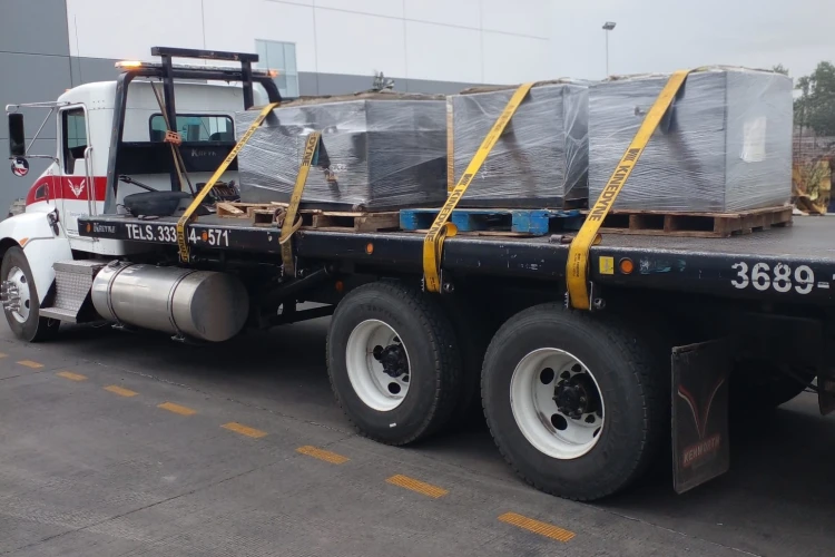 Transporte de Bateria maquinaria en guadalajara